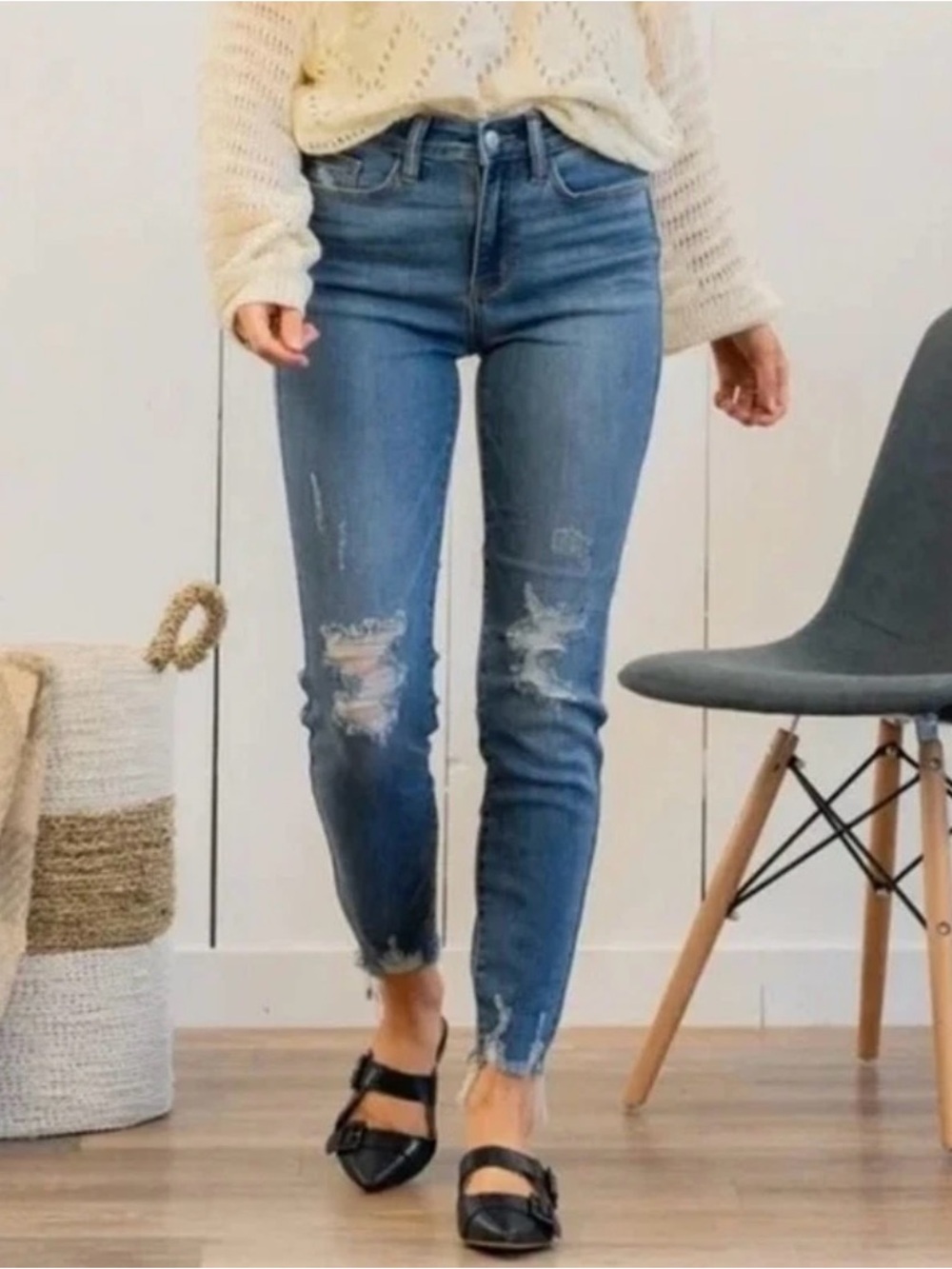 Judy Blue Skinny Fit Distressed jeans